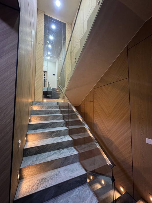 Аренда здания под офис с мебелью и техникой