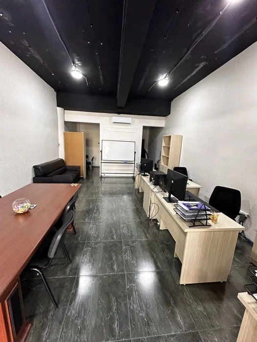 Амир Темура София | 78кв - нежилое помещение вдоль дороги Аренда