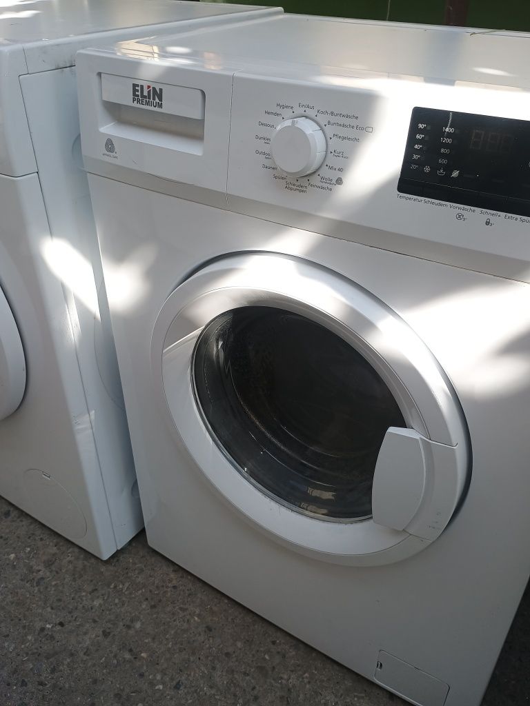Mașină de spălat rufe clasa AA Indesit Slim