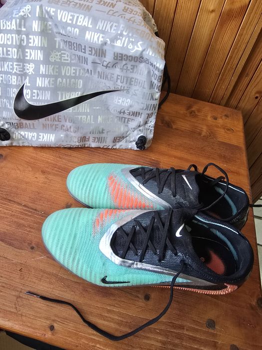 Nike Phantom 6 Low Elite. Размер EU 44.5.  ДАВАТ СЕ САМО ЛИЧНО В СОФИЯ