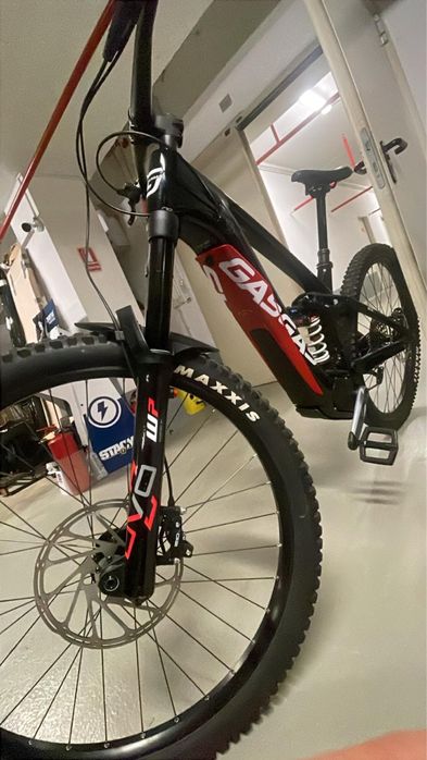 Bicicleta Electrica GasGas ECC4 2024 Motor SRAM Powertrain by Brose