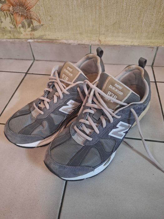 Продавам маратонки new balance