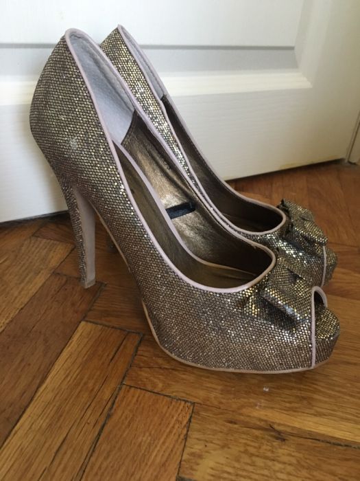 Бронзови високи парти летни обувки