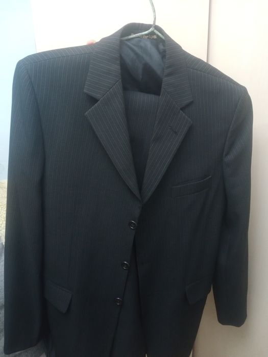 Продам костюм ,,