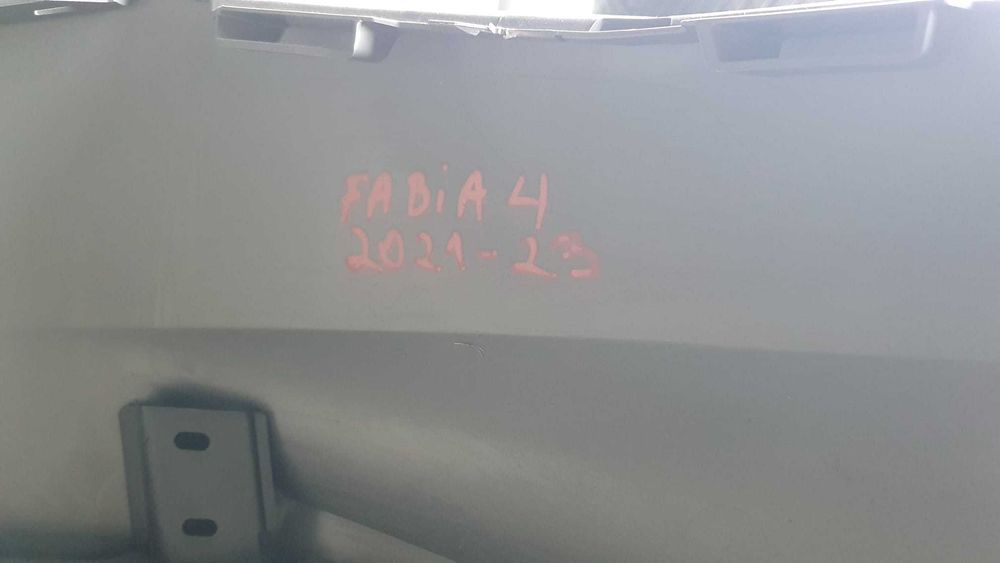 bara fata Skoda Fabia 4 2021 Originala