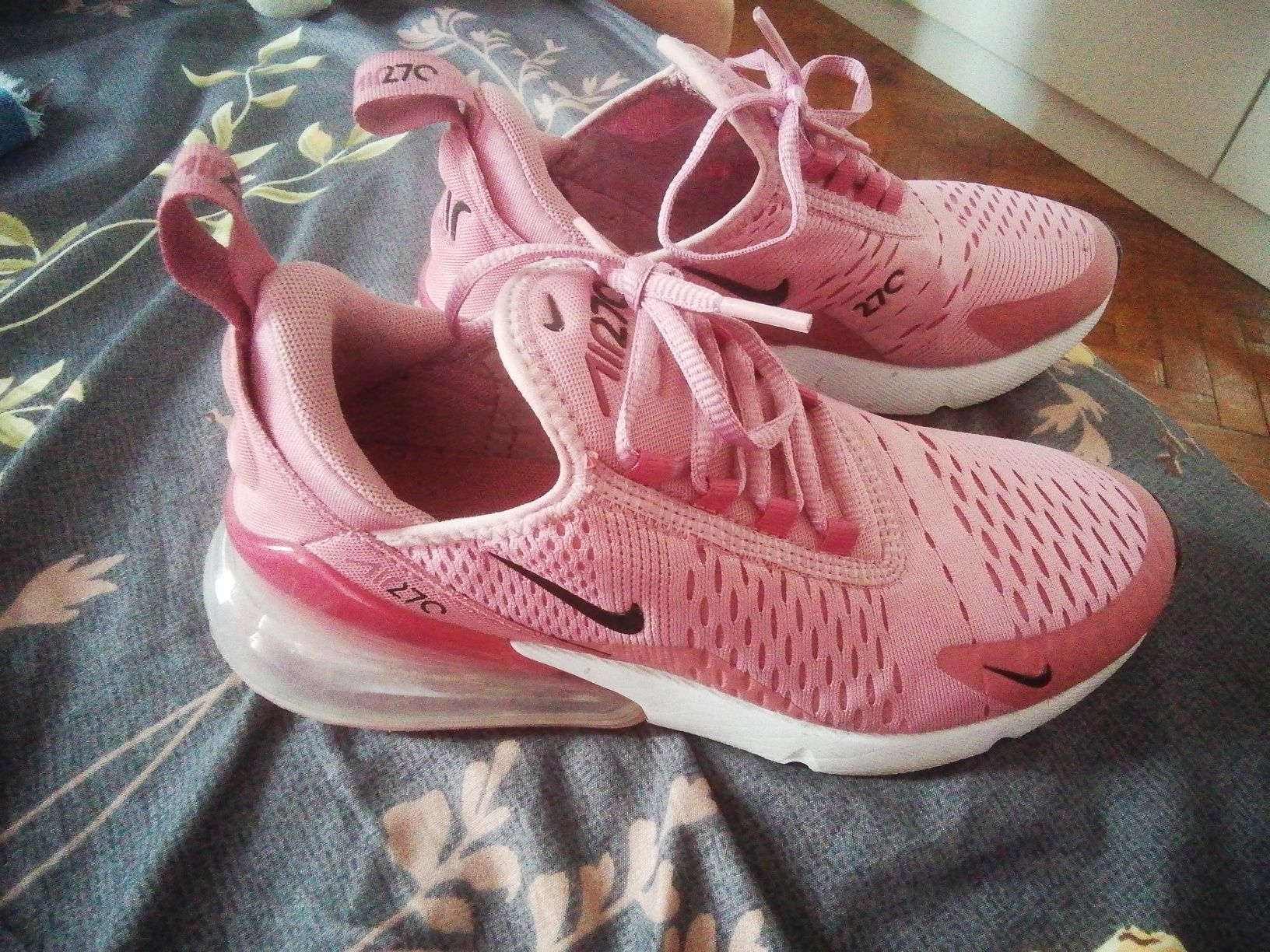 Маратонки nike. 37н