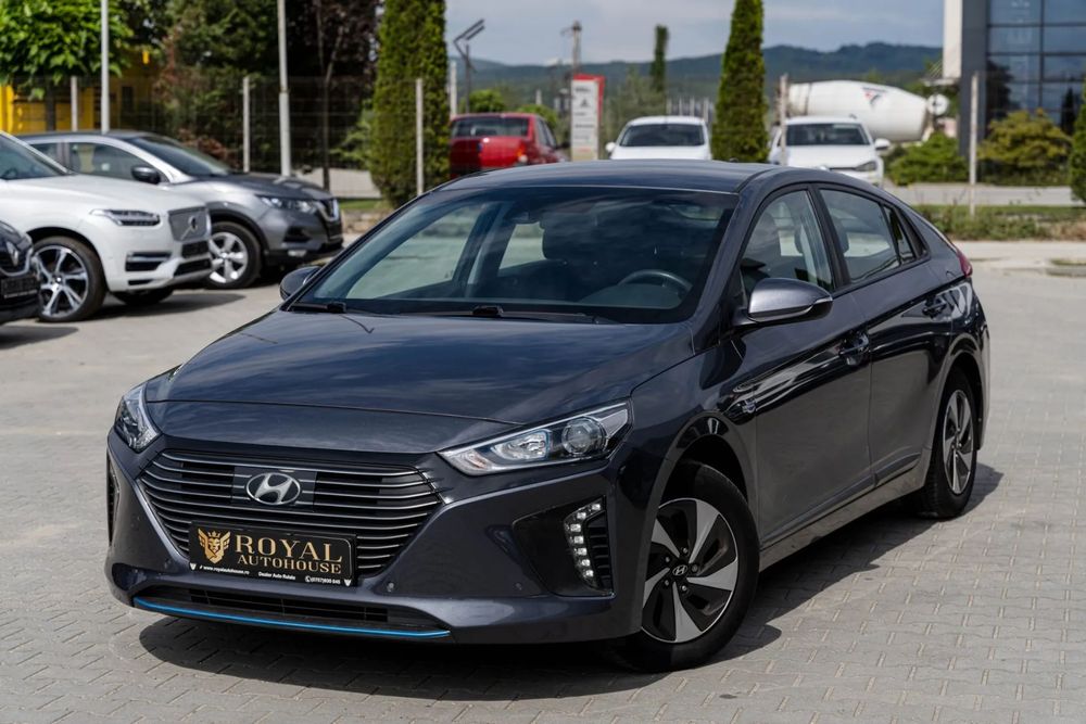 Hyundai IONIQ Garantie 12 luni, 1.6 Hybrid, Asistenta franare / banda, Camera, Navi