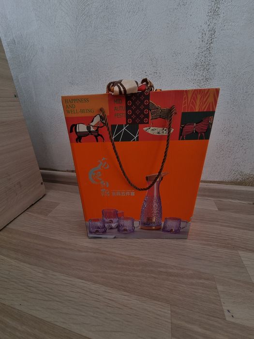 Набор графин и стаканы