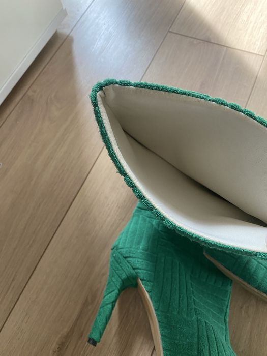 Ботуши с висок ток + шапка