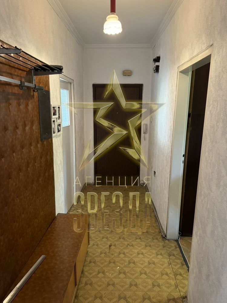 **Продава се тристаен апартамент в Кършияка, Пловдив**