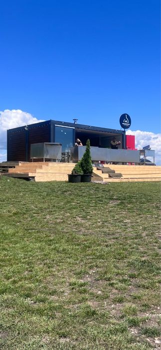 Containere spatiu comercial cu bucatarie complet utilata