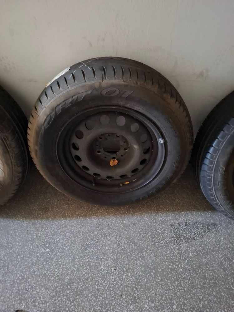 DUNLOP  гуми с джанти 4бр-15
