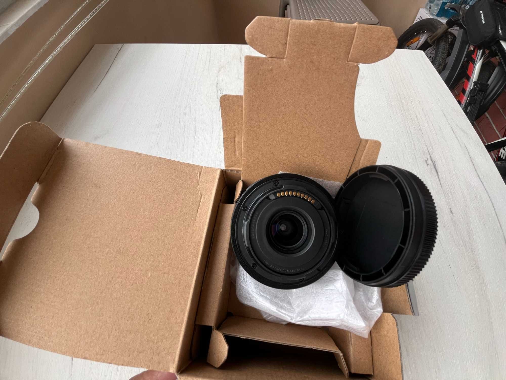 обектив Panasonic LUMIX S 26mm F8
