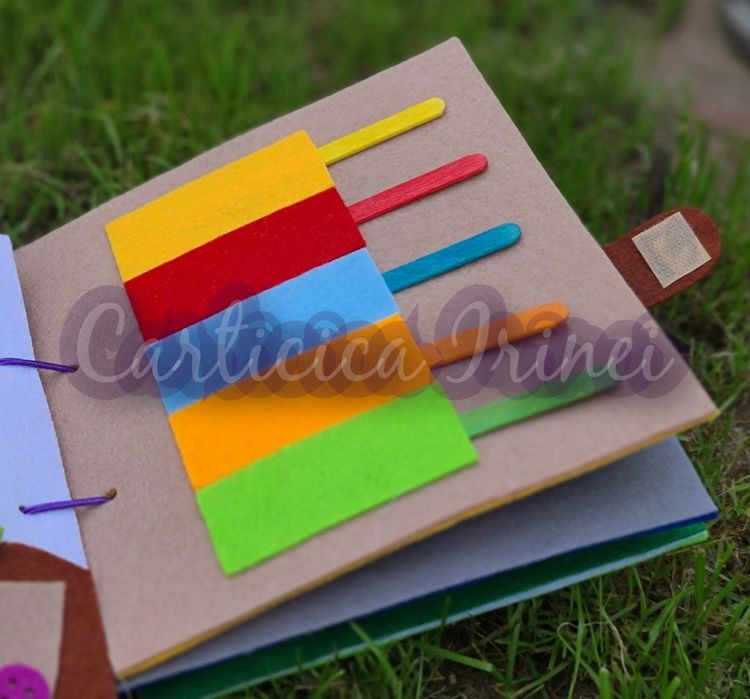 Vând carte senzorială din fetru Caracatiță