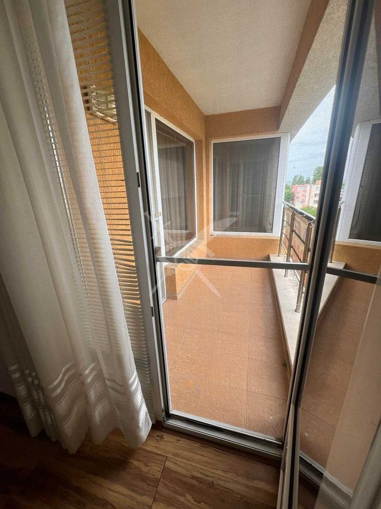 Продава се Двустаен апартамент в к.к. Слънчев бряг - 76 кв.м за 1395 €/кв.м - Снимка #7