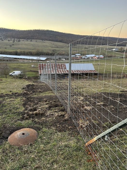 Stalpi de gard galvanizati