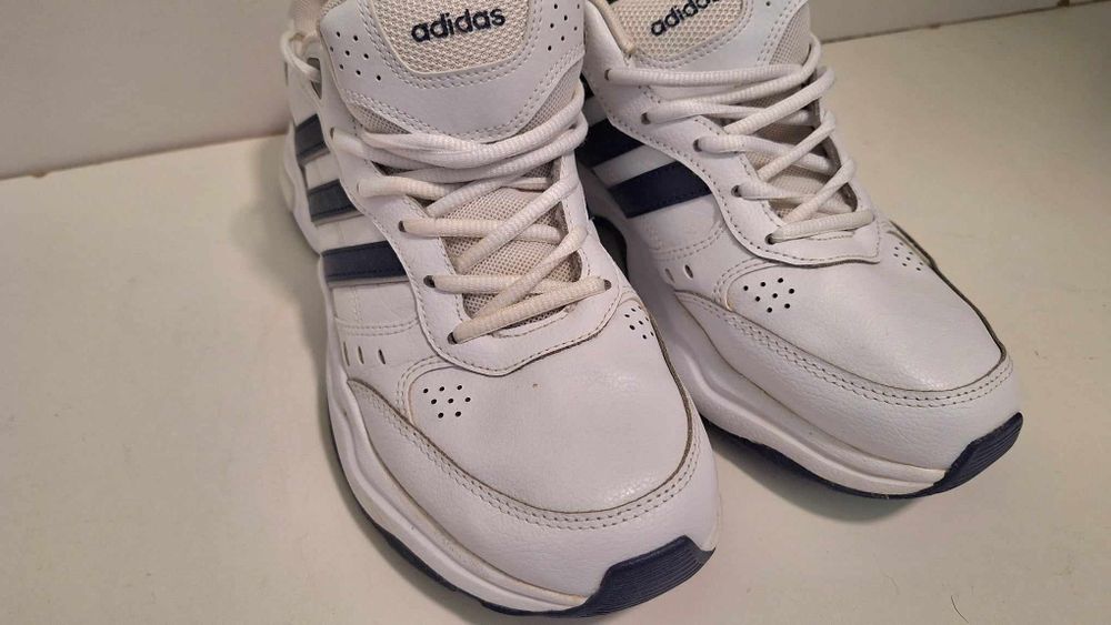 Adidas din piele măr 401/2