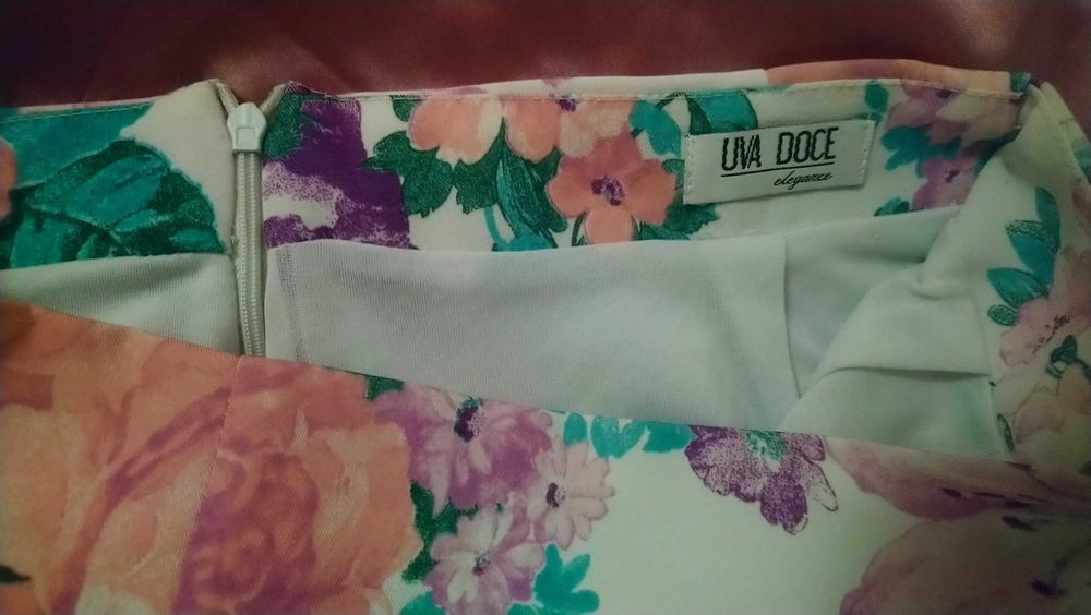 Fusta mini stretch, motiv floral,marime 36