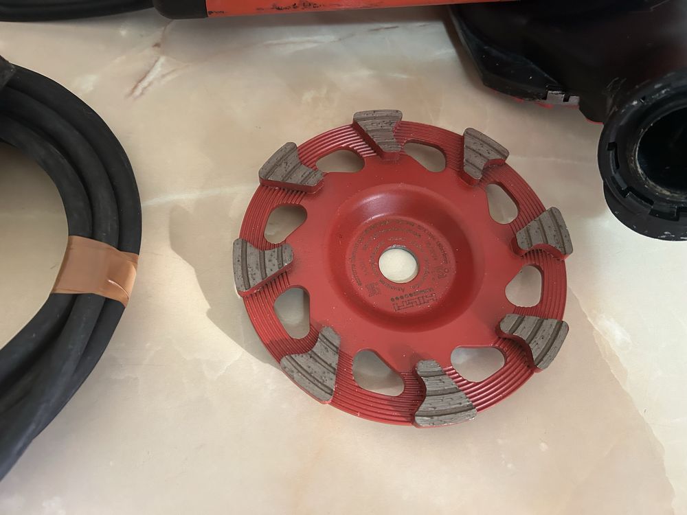 Hilti DG 150 slefuitor de beton