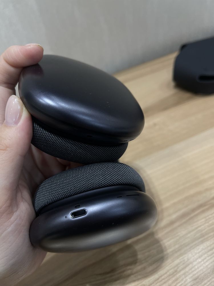 AirPods Max, Space Gray