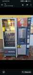 Automat cafea și snaks de vânzare