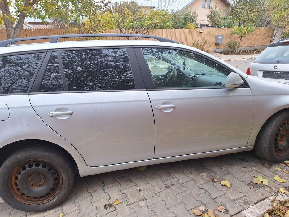 Ușa fata ,ușa spate Vw Golf 5 break/variant gri LA7W