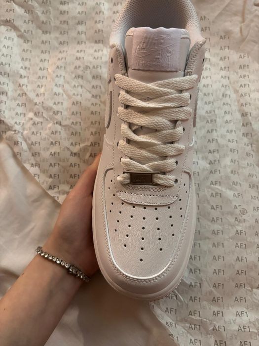 Vând af1 noi nepurtati