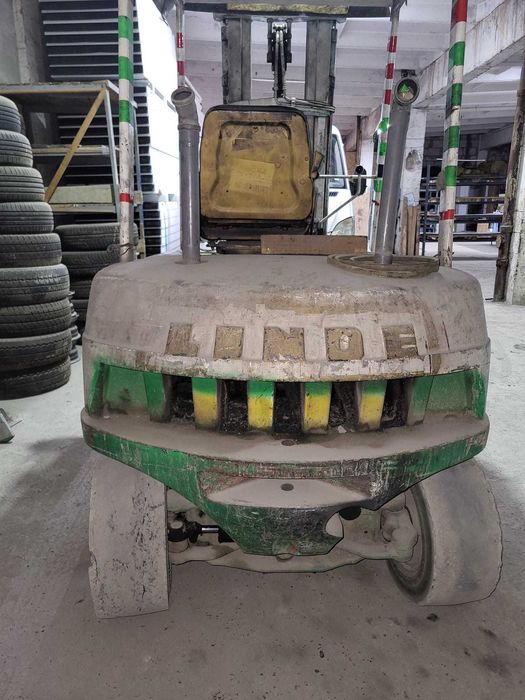 Vand motostivuitor Linde 2,5 Tone Diesel An 1983