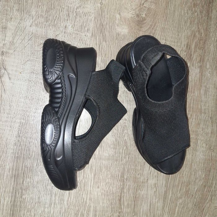 Дамски сандали на платформа