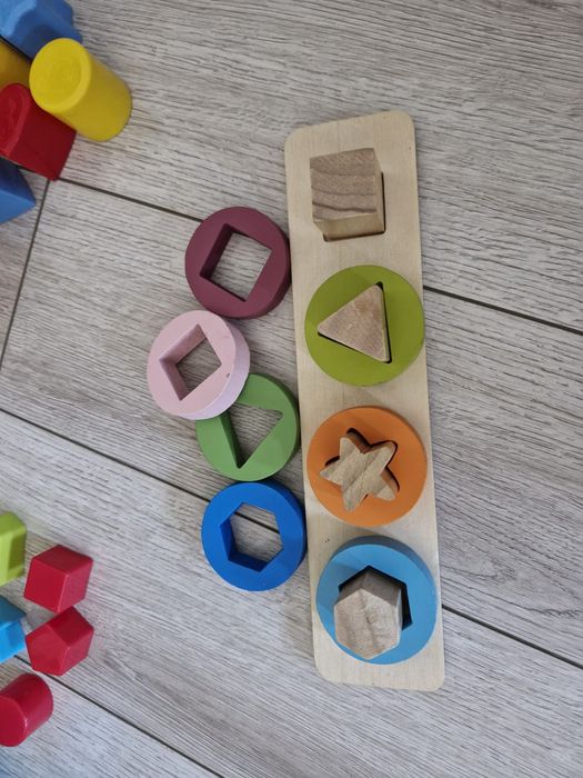 Jucării indemanare motricitate, colorate, forme geometrice