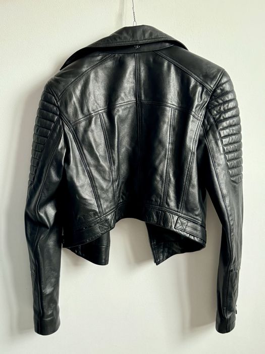 Vand geaca de piele bej si negru, masura S