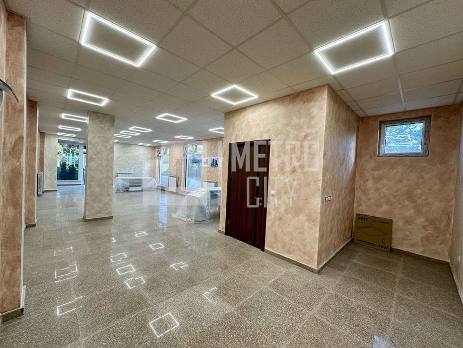 Дава се под наем Магазин в София, Студентски град - 110 кв.м за 1319 € - Снимка #3