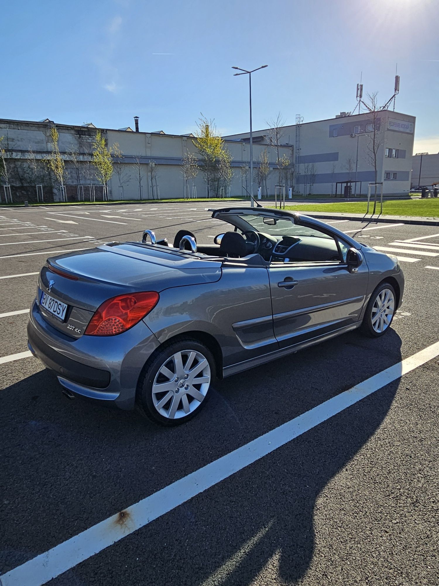 Peugeot 207CC 1560 cm³ HDI 80kw/107cp