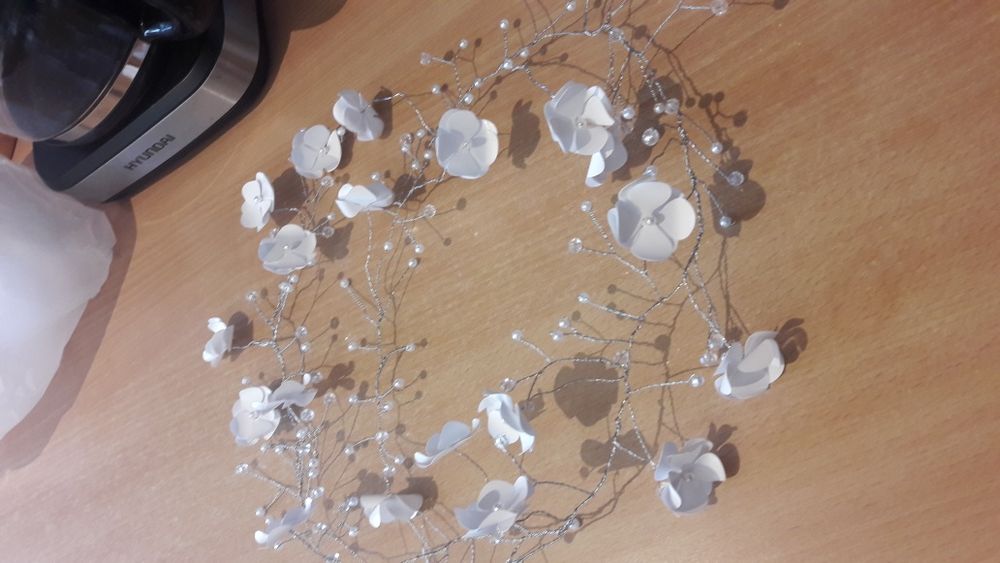 Vand accesoriu mireasă păr