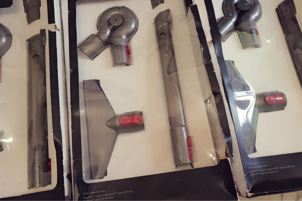 Dyson Complete cleaning kit accesorii casa si masina aspirator