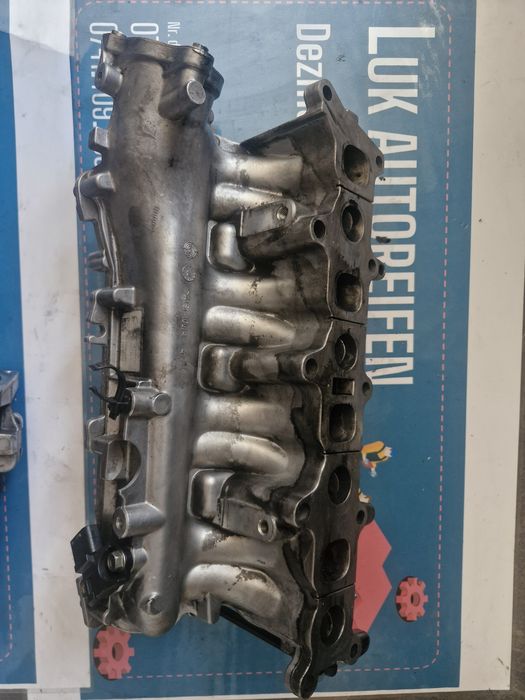 Galerie admisie cu clapete cuplaj cruce cardanica Opel Astra J 1.7 d