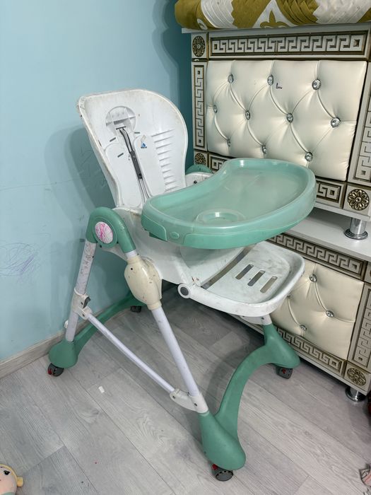 Детский стул для кормления