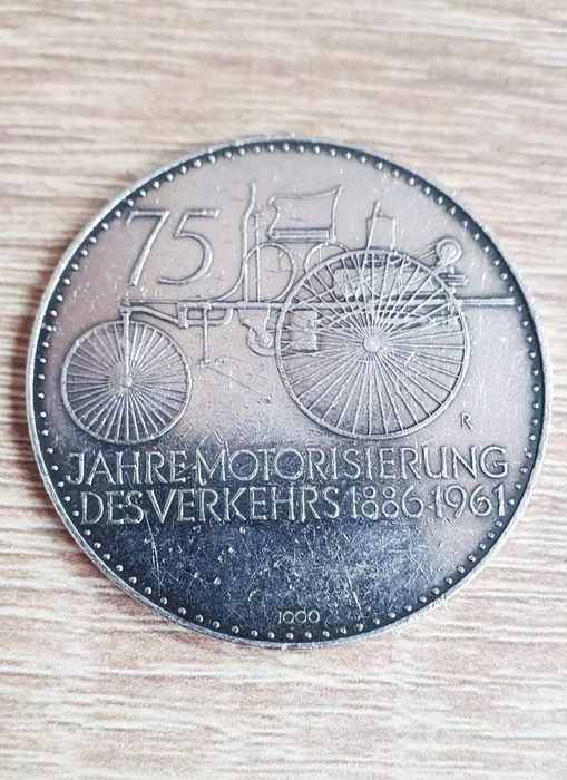 Medalie argint Mercedes Benz