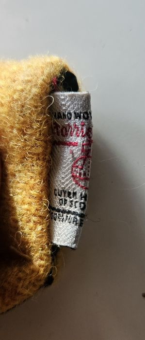 Batic caini/pisicii,  mustar, din lana merino 100% scotiana, noua