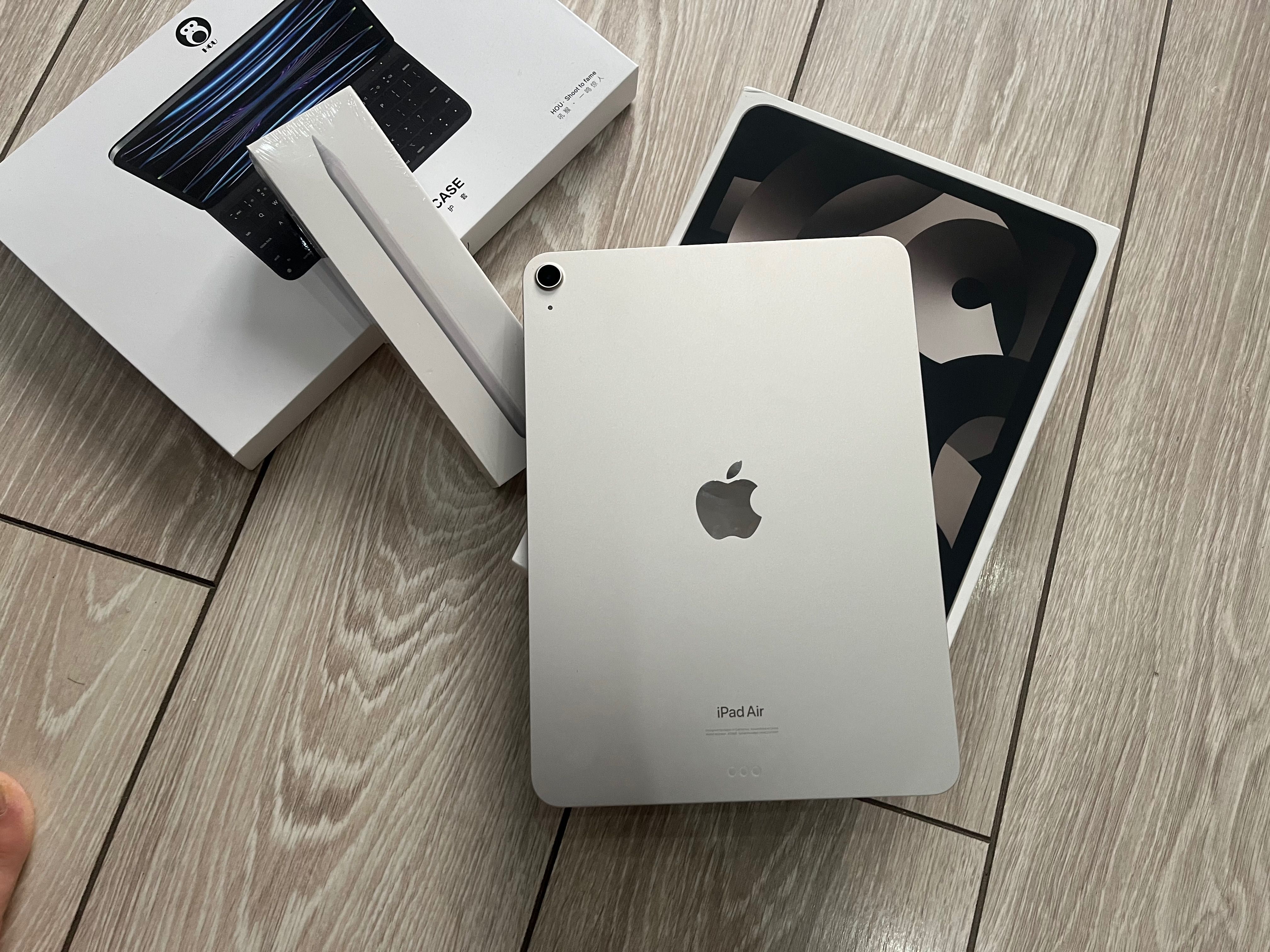 iPad Air 5 + Новый чехол и стилус