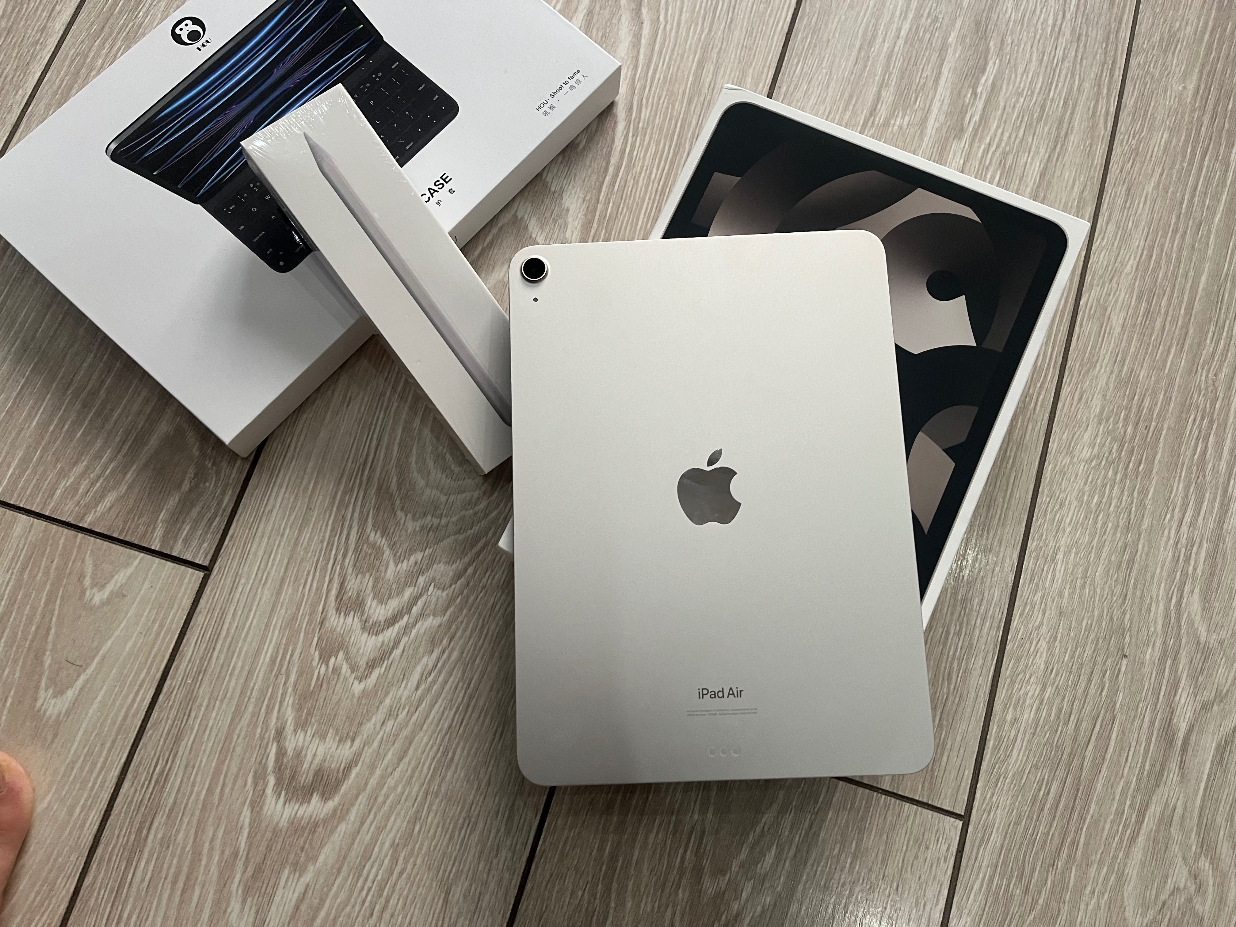 iPad Air 4 + клавиатура + Новый чехол и стилус pencil