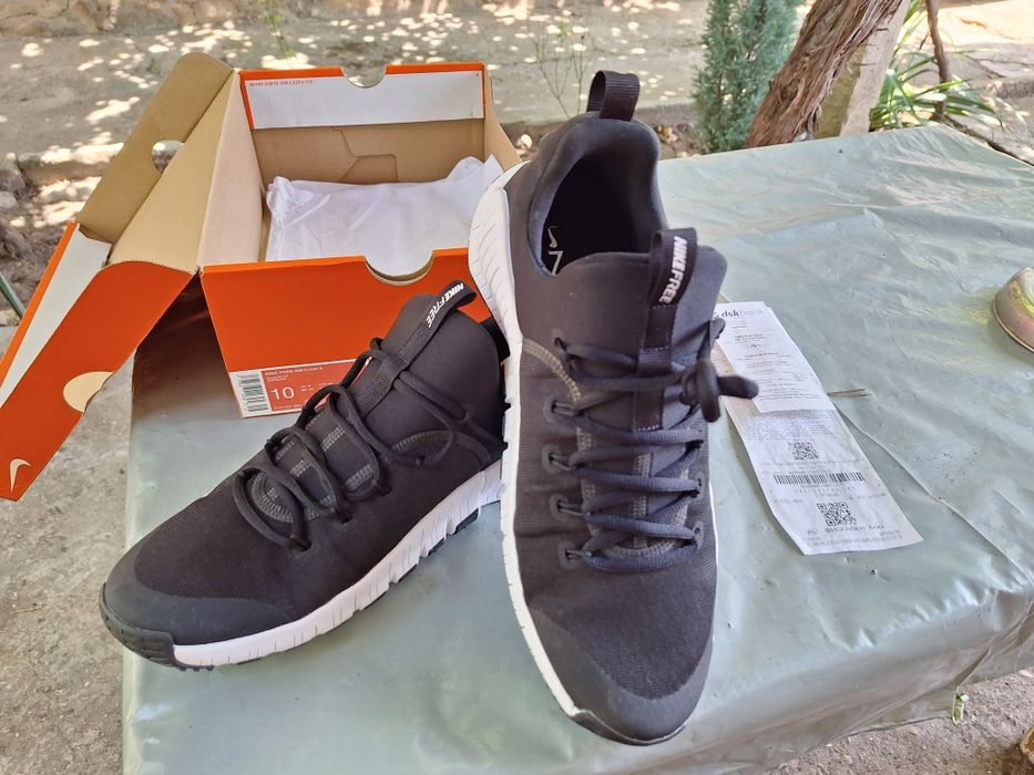 Nike Free Metcon 5 – Оригинални маратонки, размер US 10 / EUR 44