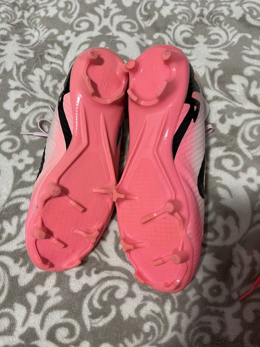 Crampoane nike originali