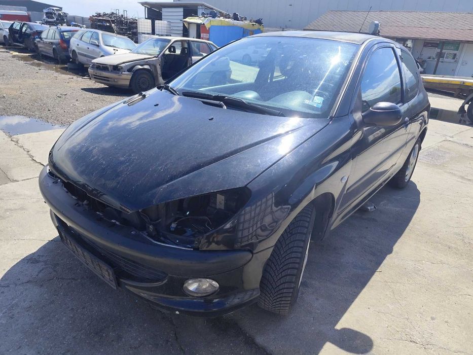 Peugeot 206 1.6 - 109.с - 2002г. на части