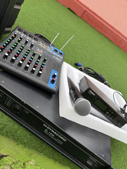 FBT  HIMAXX 60 Cu statie si microfon