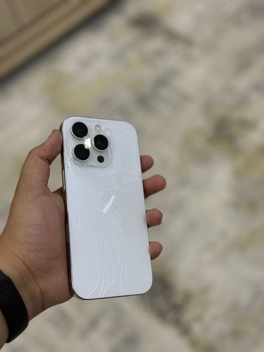 iPhone 16 Pro.