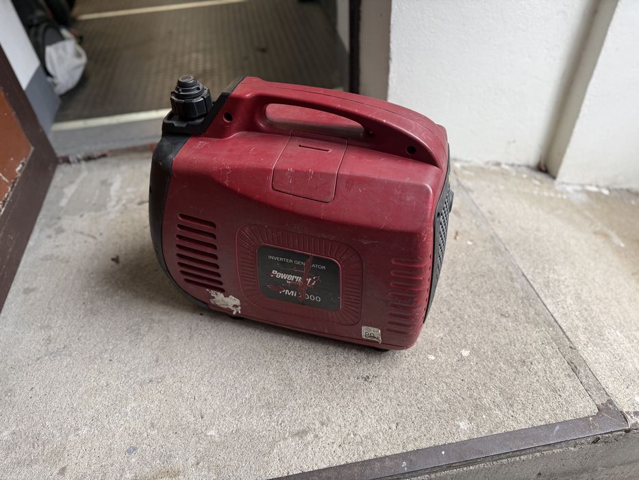 Powermate PMi2000 generator invertor 2 kVA, stare bună