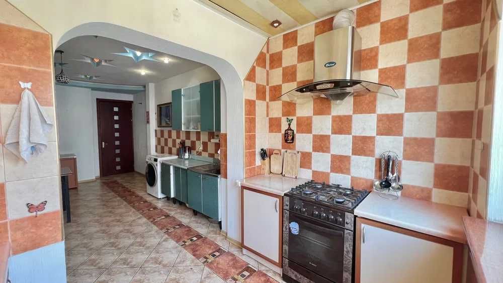 Элитная 5-комнатная квартира 182 м² в центре Мирабад Айбек