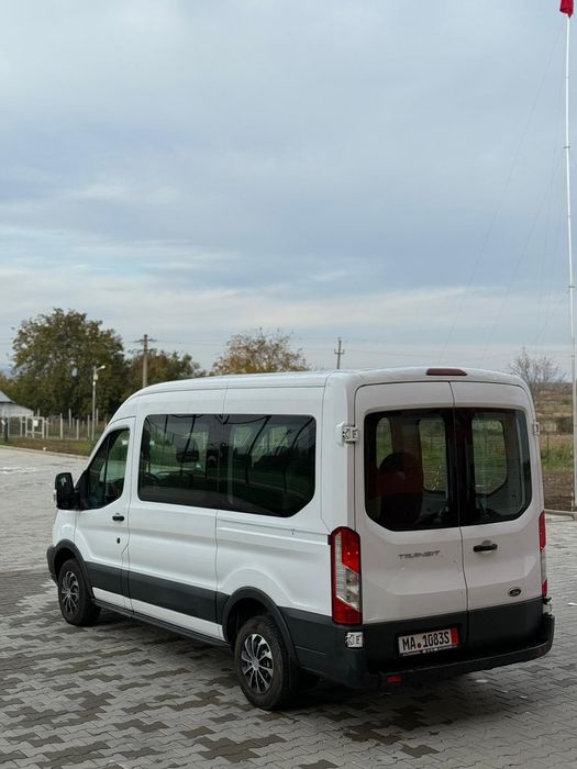Ford transit 8+1 Locuri an 2016