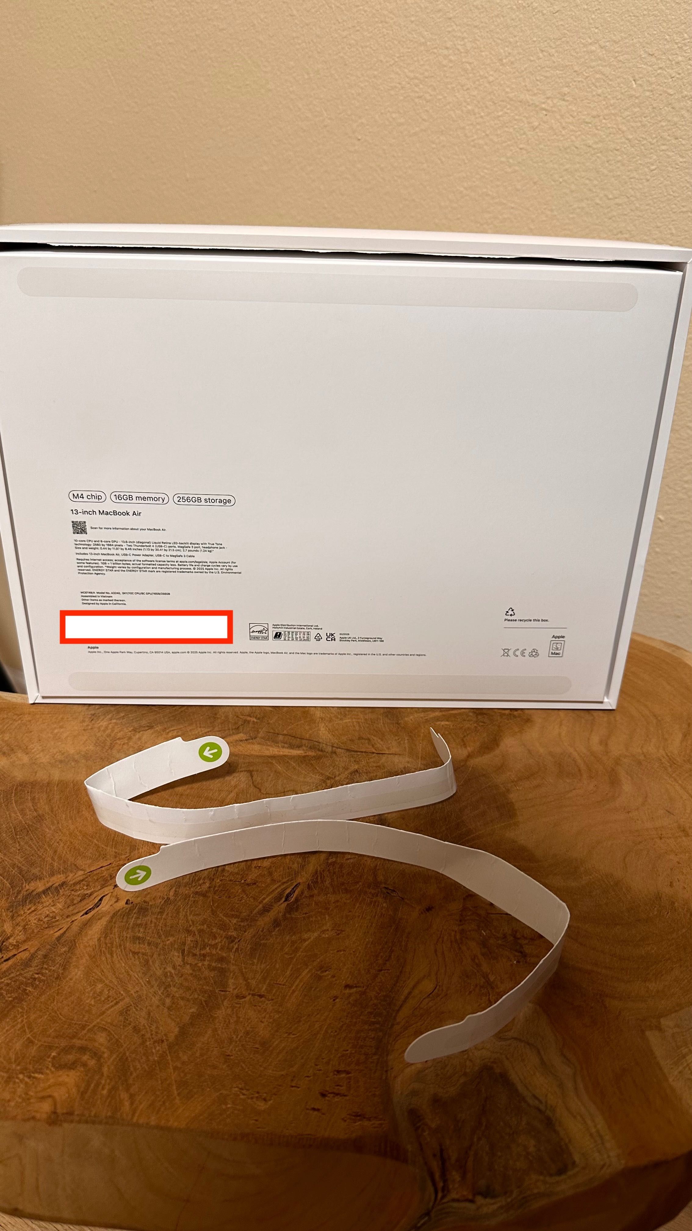 Оригинална кутия от Apple Macbook Air M4